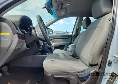 2010 Hyundai Santa Fe Gls z USA, uszkodzony, nr VIN 5NMSGDAB3AH373126